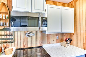 Classic Waterfront Home on Lake Maspenock w/ Grill