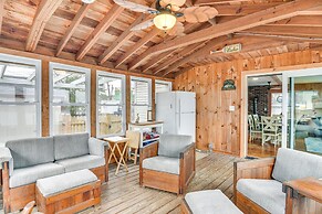 Classic Waterfront Home on Lake Maspenock w/ Grill