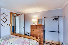 Classic Waterfront Home on Lake Maspenock w/ Grill