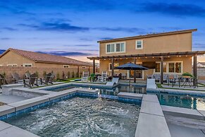 Chic Coachella Home < 3 Mi to Empire Polo Club