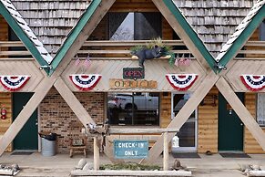 Rocky Mountain Lodge