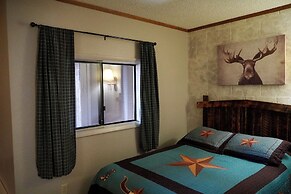 Rocky Mountain Lodge