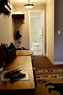 Rocky Mountain Lodge