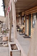 Rocky Mountain Lodge