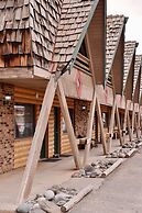 Rocky Mountain Lodge