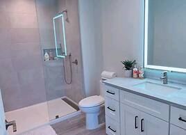 Lux and Cozy 2beds 2 Baths up to 8 guest