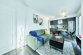 Panorama Suites Downtown Toronto
