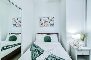 Panorama Suites Downtown Toronto