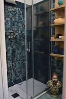 Gloden House Apartments