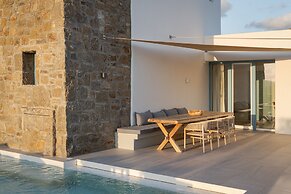 Retreat Hill Luxury Villas Mykonos