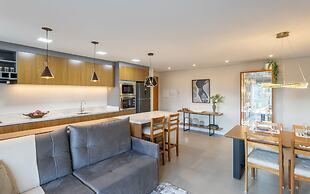 LOCAR-IN CANELA - Spring Garden