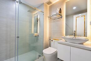 Hapi Riverside Apartment