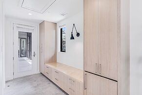 The Cape House 6031rpf 2 Bedroom Home by RedAwning