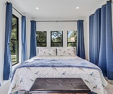 The Cape House 6031rpf 2 Bedroom Home by RedAwning