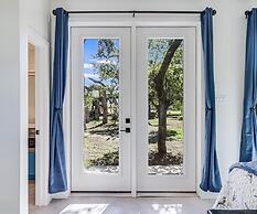 The Cape House 6031rpf 2 Bedroom Home by RedAwning