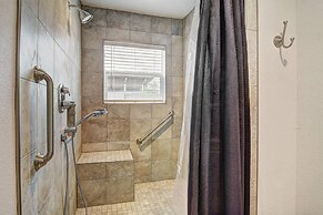 Cape Town 6031rpg 11 Bedroom Home by RedAwning