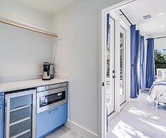 Cape Town 6031rpg 11 Bedroom Home by RedAwning