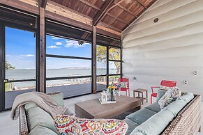 Cape Town 6031rpg 11 Bedroom Home by RedAwning