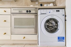 St. James / Westminster Apartment