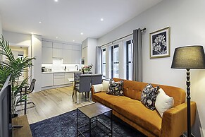 Gorgeous Roehampton Flat