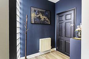 Gorgeous Roehampton Flat