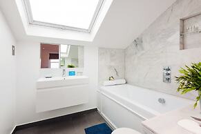 Lillie Road Residence IV