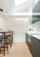 Notting Hill Gate Residence VI