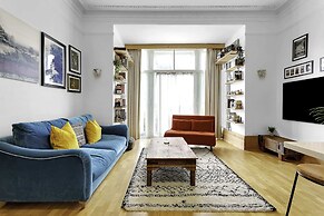 Beautiful Abode Near Camden Road