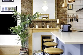 Beautiful Abode Near Camden Road