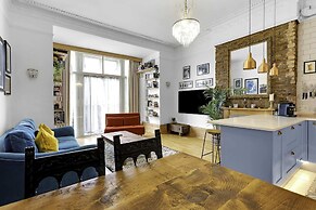 Beautiful Abode Near Camden Road