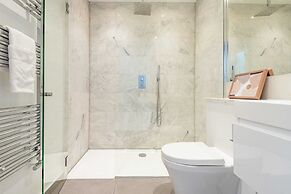 Lillie Road Residence I