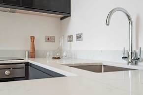 Lillie Road Residence I