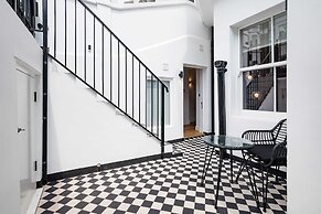 Coleherne Road Residence I