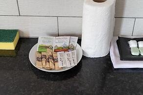 Regent's Canal View Apartment