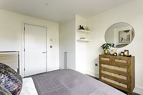 Tranquil Belsize Park Haven With Stunning Views