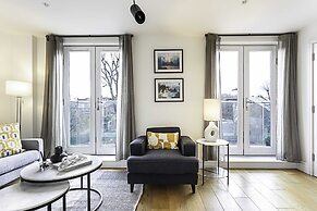 Tranquil Belsize Park Haven With Stunning Views