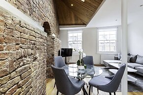 Bright Marylebone Apartment