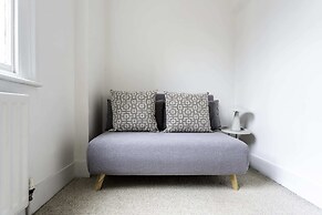 Bright Marylebone Apartment