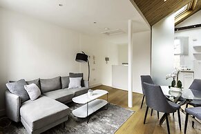 Bright Marylebone Apartment