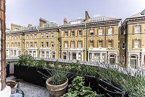 Well-designed Chelsea Flat