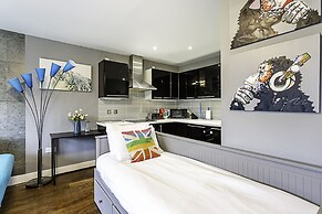 Modern 2-bed Flat, Bethnal Green