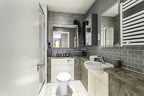 Modern 2-bed Flat, Bethnal Green