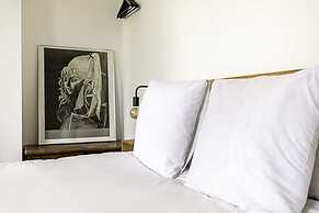 Hackney - Victoria Park: Generous 2 Bed Terrace