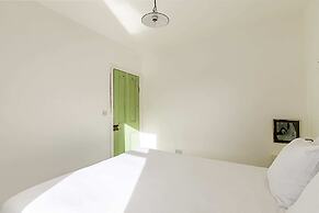 Hackney - Victoria Park: Generous 2 Bed Terrace