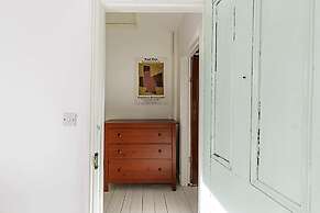 Hackney - Victoria Park: Generous 2 Bed Terrace