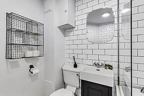 The Shepherd's Bush Hideaway