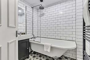 The Shepherd's Bush Hideaway