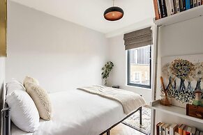 Cosy 2-bed Flat in Vibrant Acton!