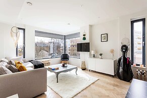 Cosy 2-bed Flat in Vibrant Acton!