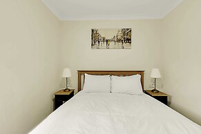 Charming Centrally Located Wimbledon Flat